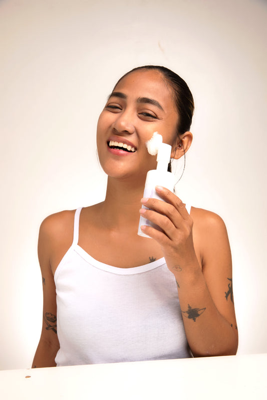 RoseVega Foaming Cleanser with Silicone Brush